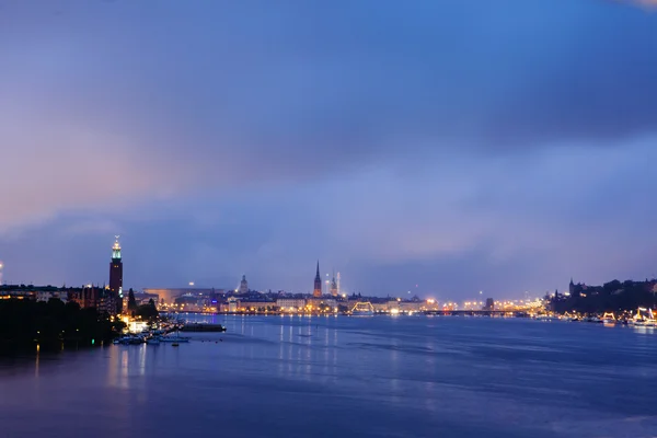 Schilderachtige avond panorama van stockholm, Zweden — Stockfoto