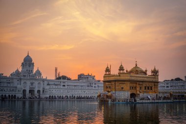 Gün batımında, Amritsar - Hindistan altın Tapınak