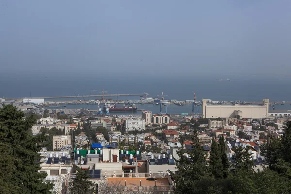 Панорамный вид с воздуха на Хайфу, Израиль — стоковое фото