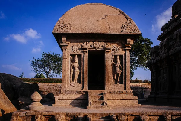 Una de las antiguas maravillas arquitectónicas de los reyes de Pallava en —  Fotos de Stock