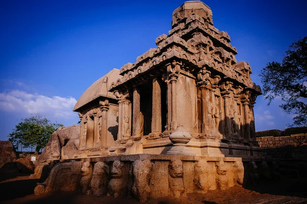 Una delle antiche meraviglie architettoniche dei re Pallava in — Foto Stock