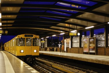Berlin U-Bahn en geniş yeraltı ağdır 