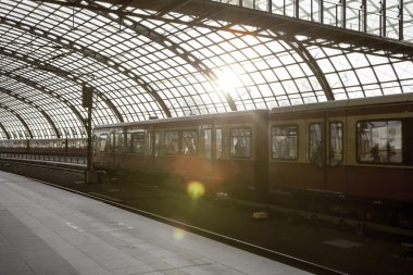 Merkez Tren Garı (Hauptbahnhof)