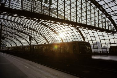 Merkez Tren Garı (Hauptbahnhof)