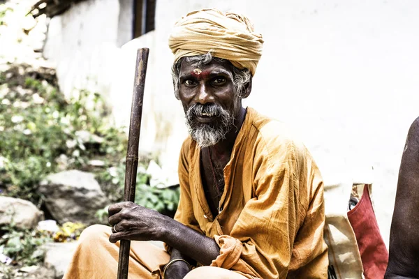 Holy Sadhu men  in saffron color clothing — Stock Photo, Image