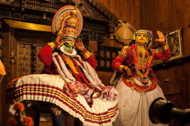 Kathakali sanatçı Cochin erdemli pachcha (yeşil) rolü