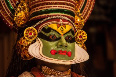 Kathakali sanatçı Cochin erdemli pachcha (yeşil) rolü