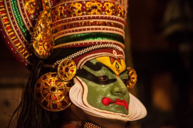 Kathakali sanatçı Cochin erdemli pachcha (yeşil) rolü