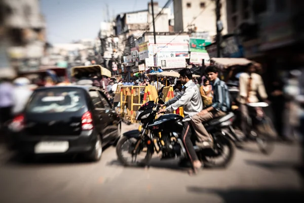 Morgen auf einer Straße am 10. November 2013 in Old Delhi, Indien. — Stockfoto