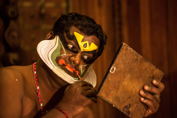 Kathakali performer in the virtuous pachcha (green) role in Cochin