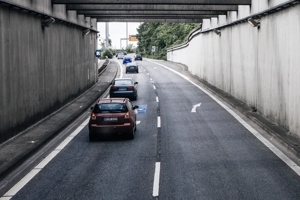 Βερολίνο, Γερμανία - 18 Μαΐου 2015: Νέα σήραγγα στους δρόμους autobahn — Φωτογραφία Αρχείου