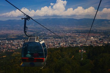 Skopje, Makedonya - 29 Temmuz 2016: Havadan görünümü teleferik v
