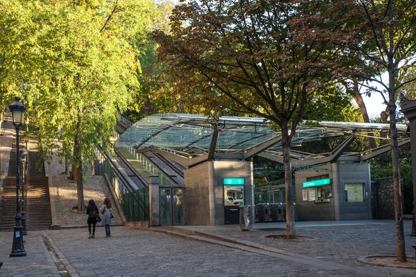 Paris França Outubro 2016 Funicular Famosa Basílica Sagrado Coeur Dedicada — Fotografia de Stock