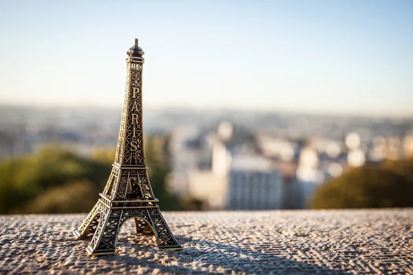 Παρισι Γαλλια Οκτωβριου 2016 Μονμάρτη Eiffel Tover Souvenit Toy Background — Φωτογραφία Αρχείου