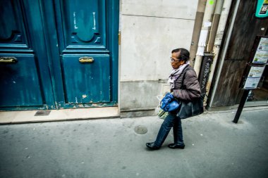 PARIS, FRANCE - 7 Ekim 2016: Yurttaşlar 7 Ekim 2016 