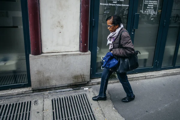 Paris France Oktober 2016 Warga Berjalan Melewati Jalan Kafetaria Dan — Stok Foto