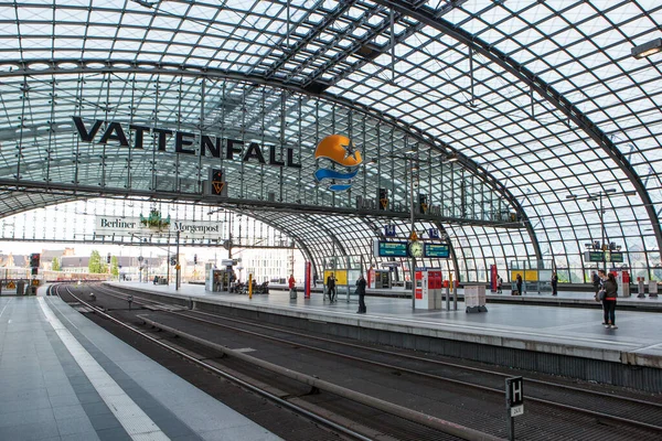 Berlín Alemania Mayo 2015 Estación Central Trenes Berlín Hauptbahnhof Mayo — Foto de Stock
