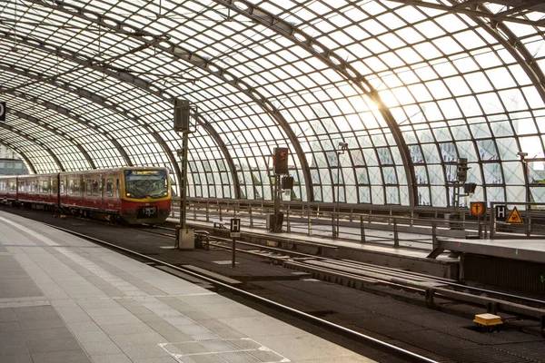Berlin Niemcy Maja 2015 Główny Dworzec Kolejowy Berlinie Hauptbahnhof Maja — Zdjęcie stockowe