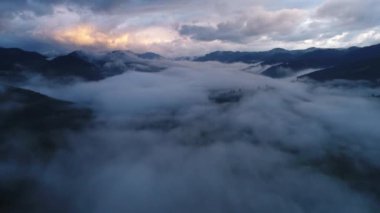 Karpat dağlarında şaşırtıcı gün doğumu