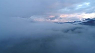 Karpat dağlarında şaşırtıcı gün doğumu