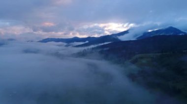 Karpat dağlarında şaşırtıcı gün doğumu