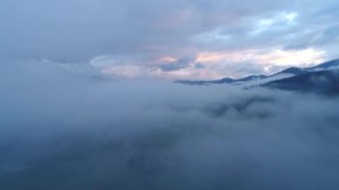 Karpat dağlarında şaşırtıcı gün doğumu