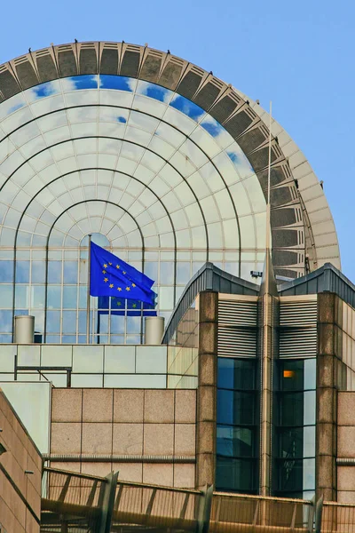 Bruxelas Bélgica Maio 2015 Escritórios Parlamento Europeu Bandeiras Europeias — Fotografia de Stock