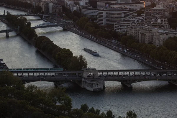 Париж Франція Жовтня 2016 Вигляд Парижа Річкою Сена Вночі Париж — стокове фото