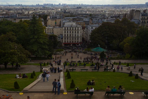 Párizs Franciaország 2016 Október Jén Montmartre Ban Emberek Felmérő Platformról — Stock Fotó