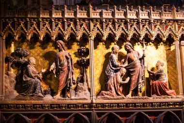 PARIS - 1 Ekim 2016 'da Notre Dame de Paris Katedrali İçişleri. Notre Dame inşaatı 1163 yılında başladı ve 1345 yılında tamamlandı..