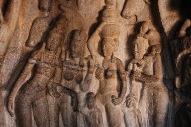 Mamallapuram, Tamilnadu - Hindistan - 20 Ocak 2015: Mamallapuram 'da Ganj' dan Kaya oymacılığı Descent