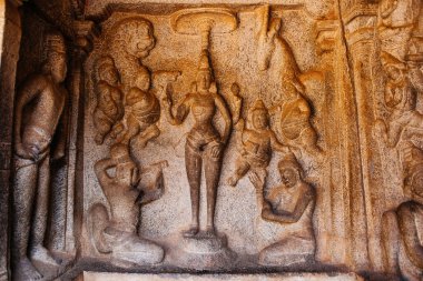 Mamallapuram, Tamilnadu - Hindistan - 20 Ocak 2015: Mamallapuram 'da Ganj' dan Kaya oymacılığı Descent