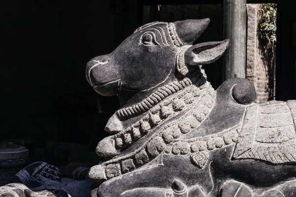Mahabalipuram Tamil Nadu India January 2015 Nandi Holy Cow Transport — 图库照片