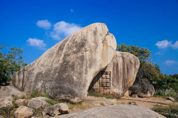Gigantic Granite Boulder Stone Temples Historical Town Mamallapuram Tamil Nadu — Stock Photo, Image