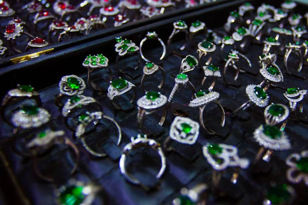 Colourful Rings Green Stones Jewellery Market — Stock Photo, Image