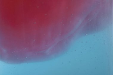 Şampuan yakın plan - Karışık şampuan arka planında kabarcıklar 