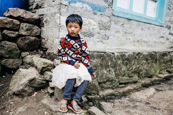 Himalayas Everest Region Nepal Οκτωβριου 2010 Πορτραίτο Νεπαλέζων Παιδιών Κοντά — Φωτογραφία Αρχείου
