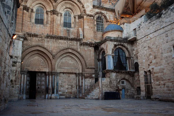 Kudüs Teki Kutsal Mezar Kilisesi Nin Ana Girişine Bakın — Stok fotoğraf