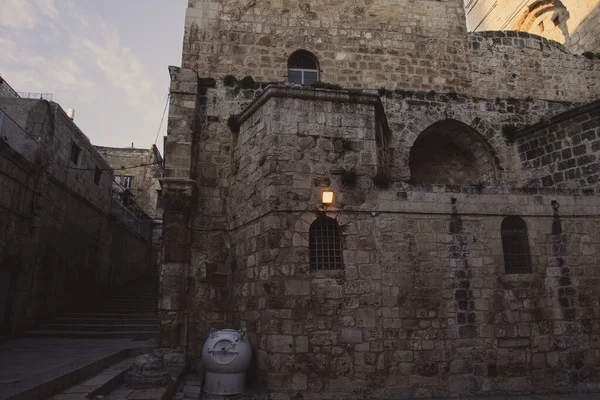 エルサレムのクリスチャン クオーターにある古代路地 — ストック写真