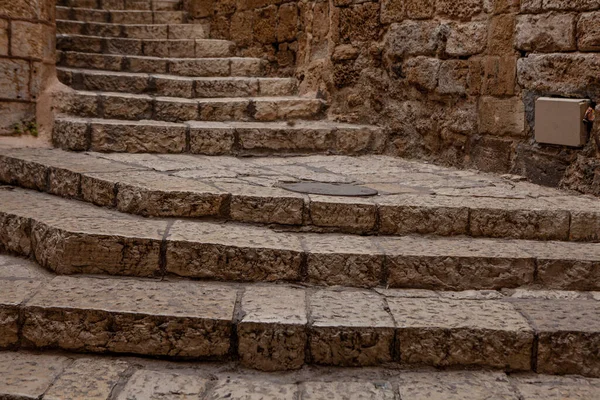 Tel Aviv 'deki taş şehir Jaffa' sında antik merdivenler