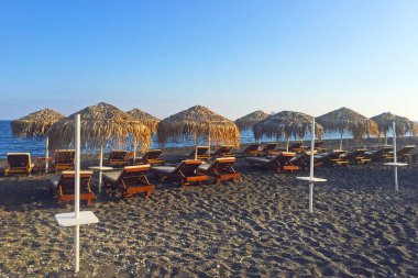 Perissa Baech ve Ege deniz kıyısı, Santorini Adası, Yunanistan