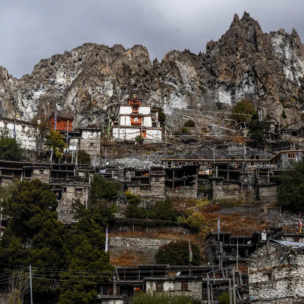 Pedra Tradicional Construir Aldeia Manang Montanhas Fundo Região Annapurna Nepal — Fotografia de Stock