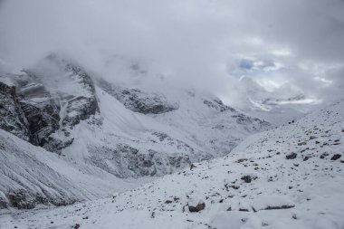 Thorong La Pass yolu, Nepal