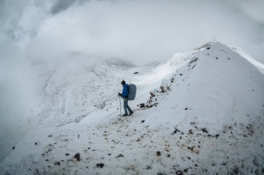 Nepal 'de yürüyüş, Thorong La pass yolu, Annapurna gezisi