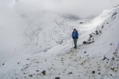 Nepal 'de yürüyüş, Thorong La pass yolu, Annapurna gezisi
