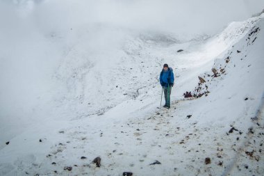 Nepal 'de yürüyüş, Thorong La pass yolu, Annapurna gezisi