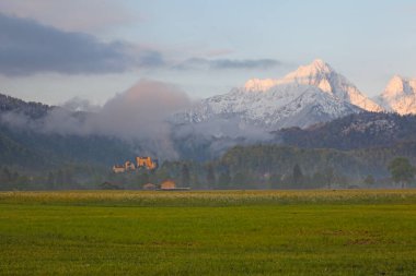 Almanya 'daki Bavyera Alplerinin manzarası, 