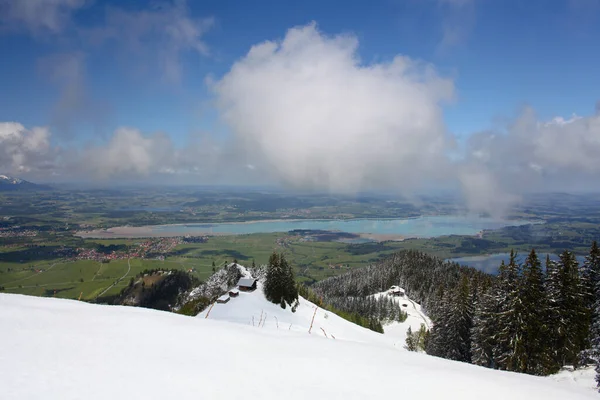 Alp Βουνά Λίμνη Στην Κοιλάδα Στη Βαυαρία Γερμανία — Φωτογραφία Αρχείου
