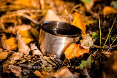 Termos bardak su ile