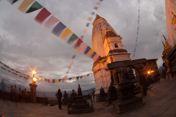 Vista de Swayambhunath à noite — Fotografia de Stock